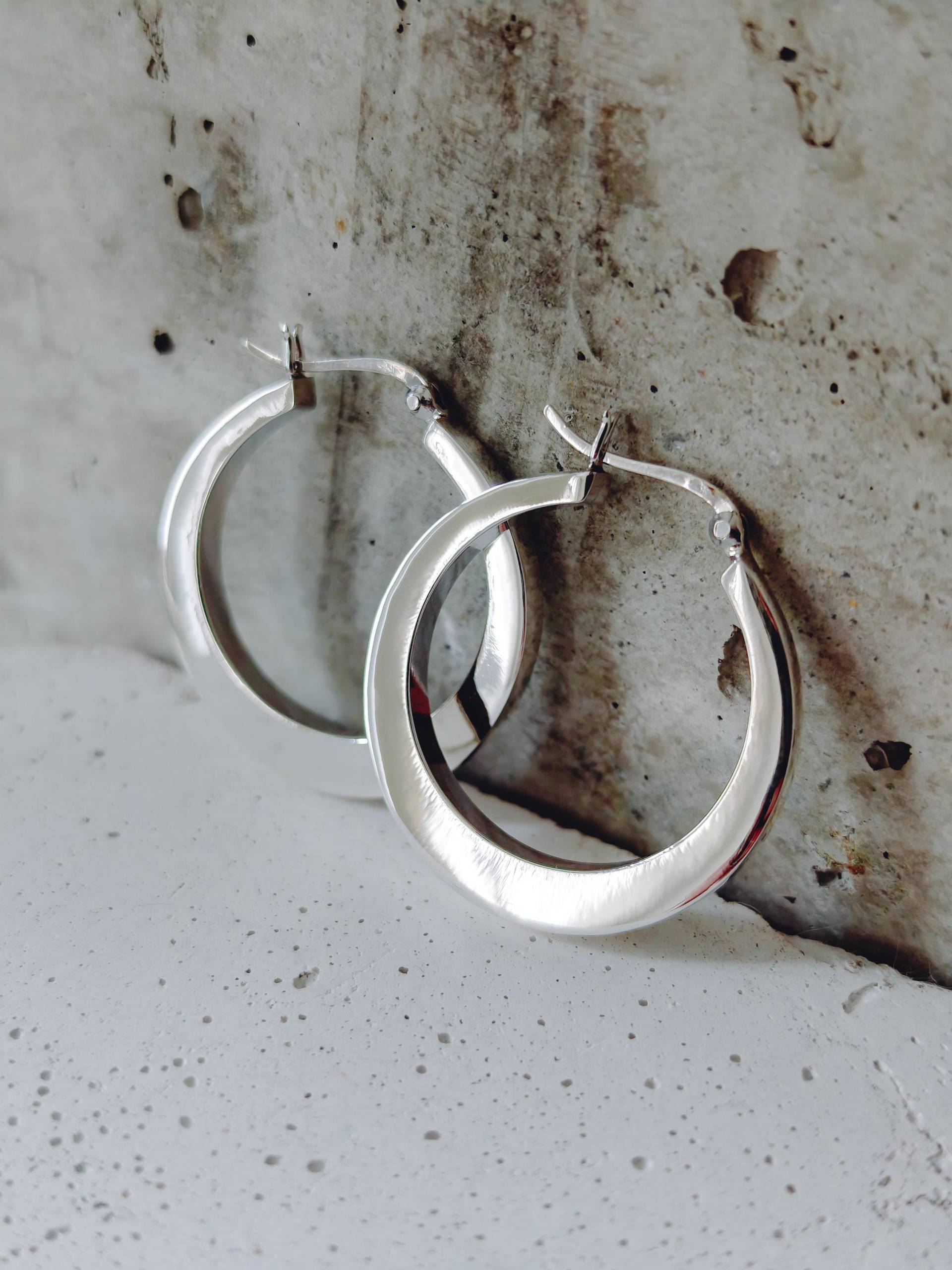Chunky Creolen Aus 925 Silber, Breite Statement Hoops, Handgefertigte Ohrringe von CocosyBerlin
