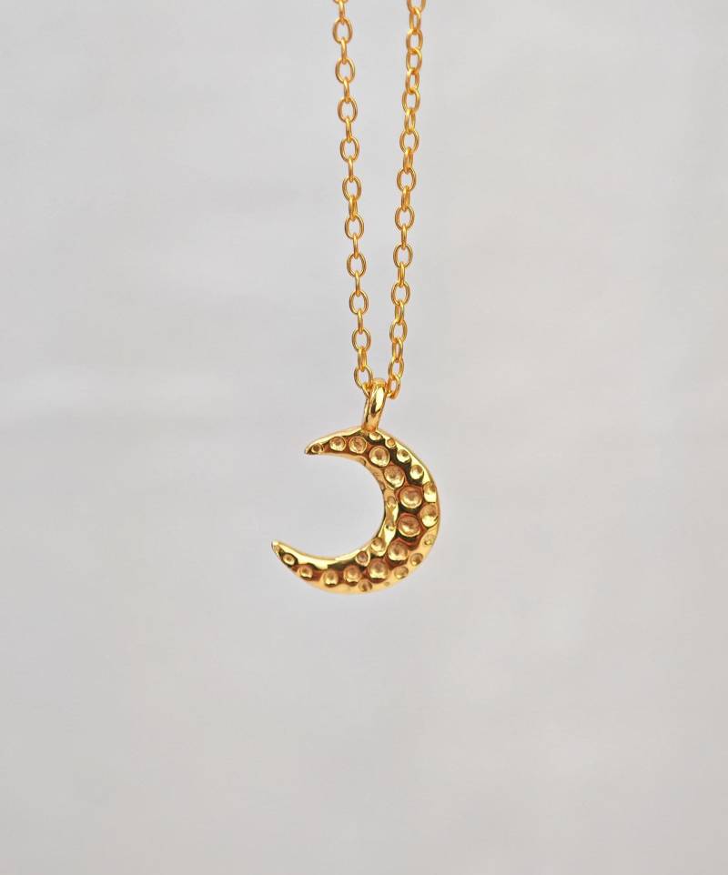 Halbmond Kette Aus 925 Silber, Halskette Und Mond-Anhänger 14K Vergoldet von CocosyBerlin