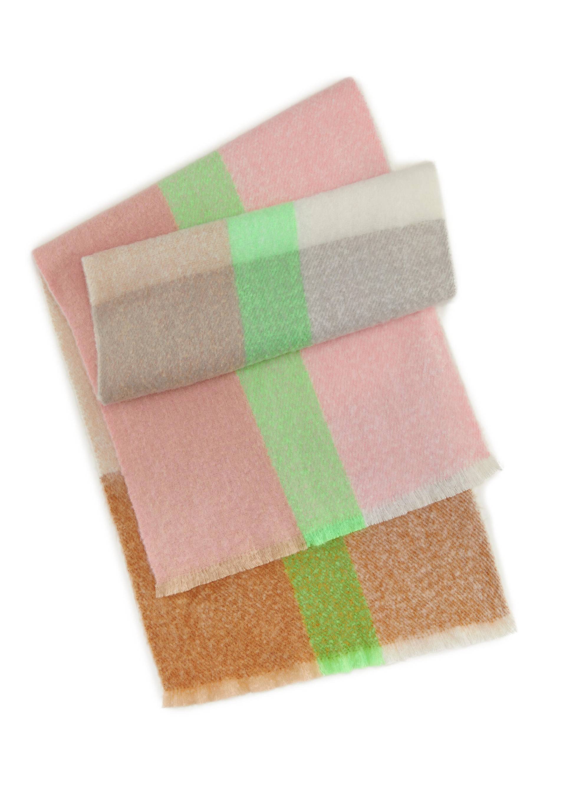 Warmer XL-Schal aus recyceltem Polyester mit Karomuster pink - Gr. - one size von Codello Lifestyle Accessories GmbH