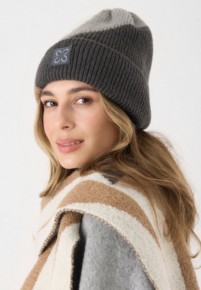 Codello Strickmütze (1-St) mit abstrakten Grafikmuster von Codello