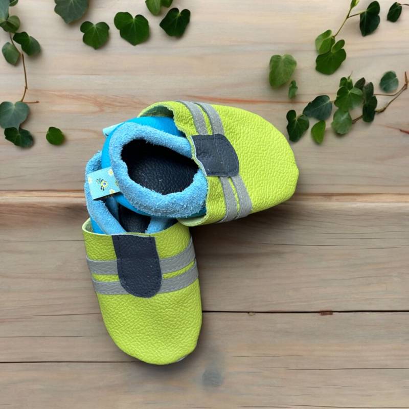 Lederpuschen Gr. 20/21, Krabbelschuhe, Weiche Hausschuhe Für Kinder Aus Bioleder Lederpuschen Gr. 20/21, Krabbelschuhe, Weiche Hausschuhe Für Kinder Aus Bioleder von CoelnerLiebe