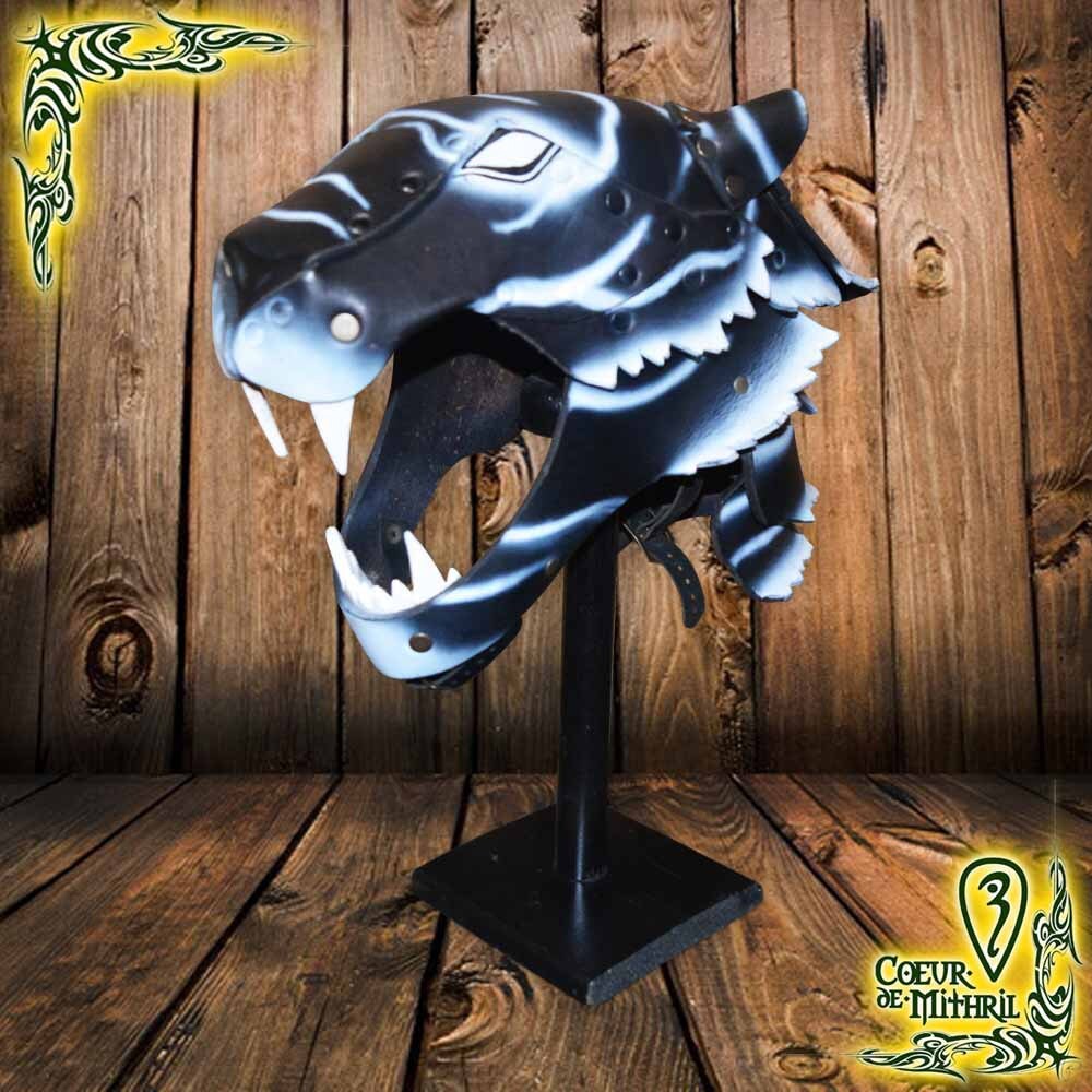 Schwarzer Tiger-Helm in Lebensgröße Schwarzer Tiger-Helm in Lebensgröße von CoeurdeMithril