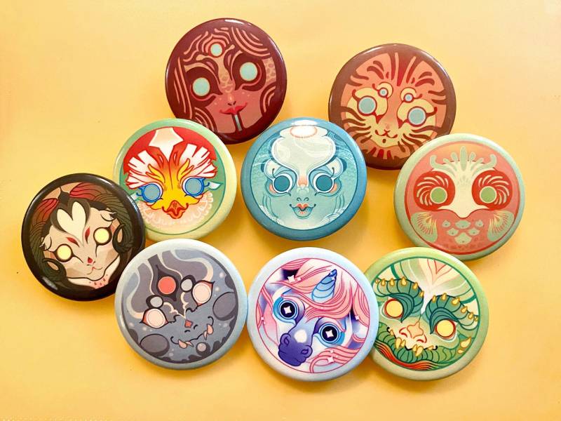 Scheuen Abend Fabelwesen Buttons Scheuen Abend Fabelwesen Buttons von CoeyAndShy