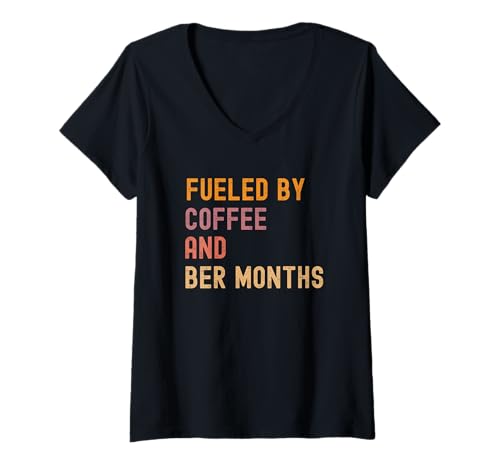 Damen Angetrieben von Kaffee und Bier: Herbst, Herbst, gemütliche Jahreszeit T-Shirt mit V-Ausschnitt Damen Angetrieben von Kaffee und Bier: Herbst, Herbst, gemütliche Jahreszeit T-Shirt mit V-Ausschnitt von Coffee Autumn Cozy Vibes Apparel
