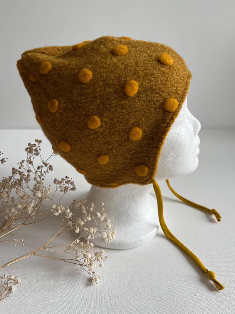 Walkmütze "Bobbles" Mütze Walk Baby Kind Senfgelb von CogaDesign