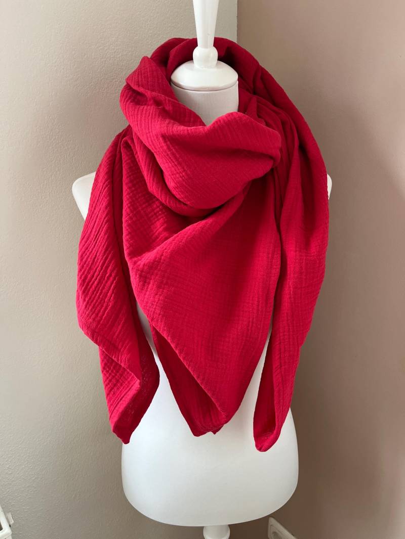 xxl Musselintuch Berry Red Dreieckstuch Tuch Bio-Musselin Damen, Schal, Mamatuch; Yogatuch, Pareo, Rot von CogaDesign