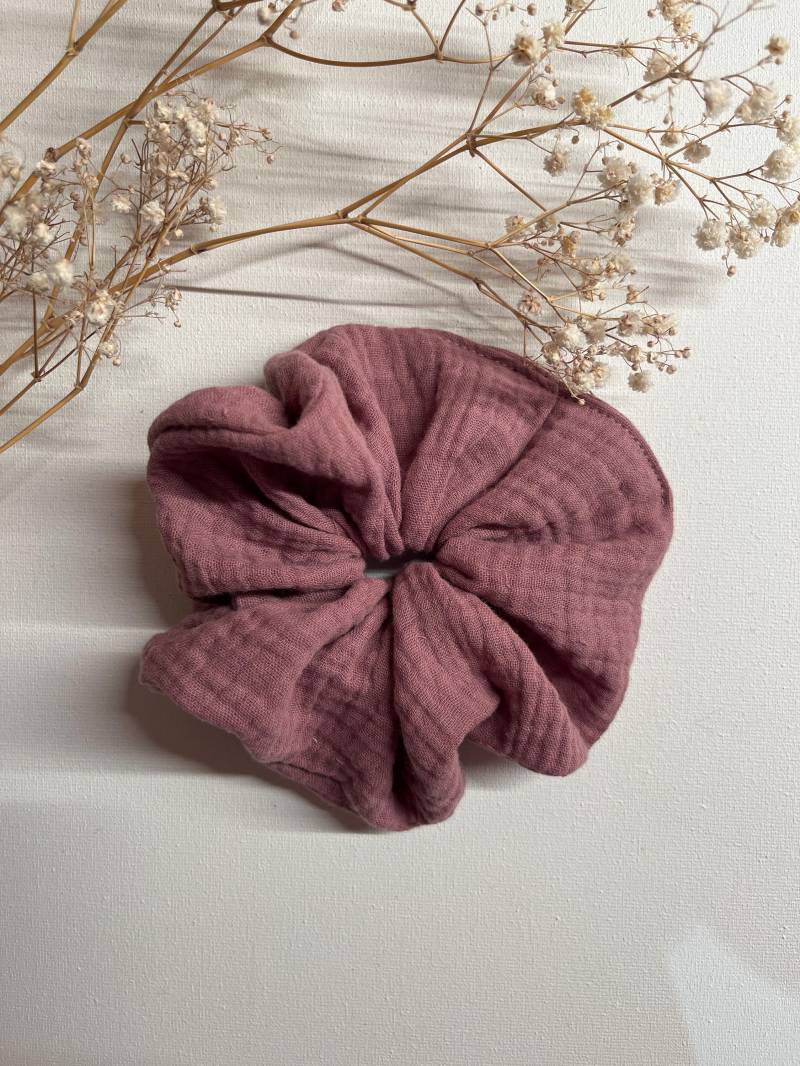 xxl Scrunchie, Haargummi, Zopfgummi Musselin Mauve von CogaDesign