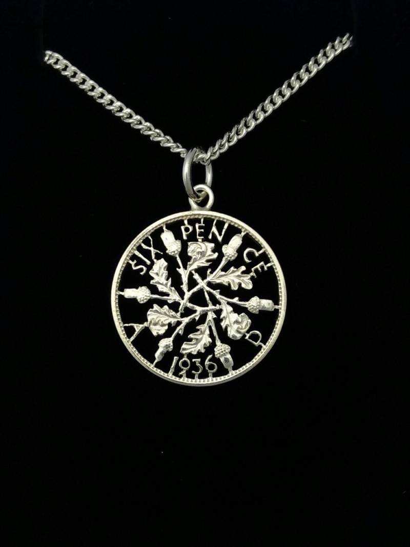 1936 George V Sixpence - Cut Out Coin Halskette von CoinCreationsShop
