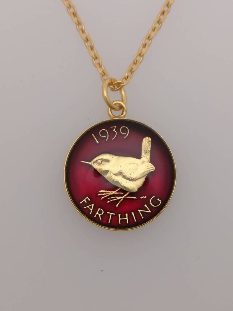 1939 George Vi Wren Farthing - Emaillierte Münzhalskette von CoinCreationsShop