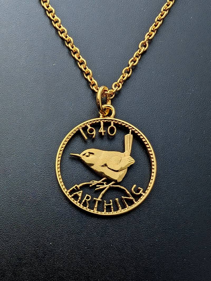 1940 Wren Farthing - Ausgeschnittene Münze Halskette von CoinCreationsShop
