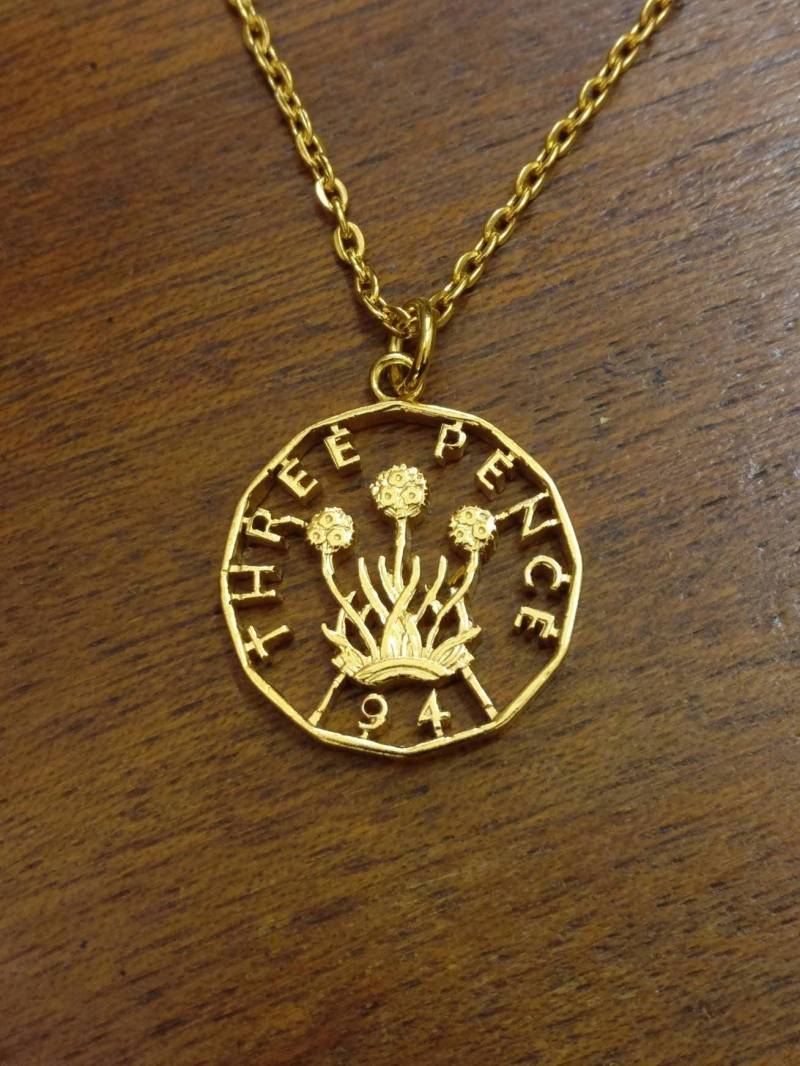 1941 Dreigroschen - Cut Out Coin Halskette von CoinCreationsShop