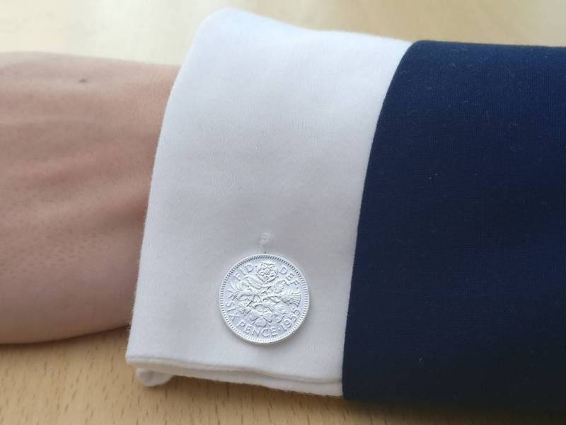 1955 Sixpence - Manschettenknöpfe Mit Versilberter Münze von CoinCreationsShop