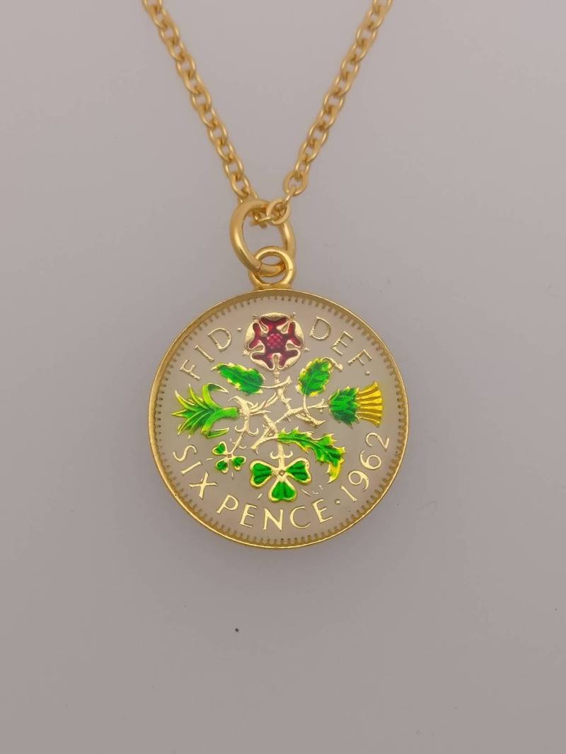 1962 Sixpence - Emaillierte Münzhalskette von CoinCreationsShop