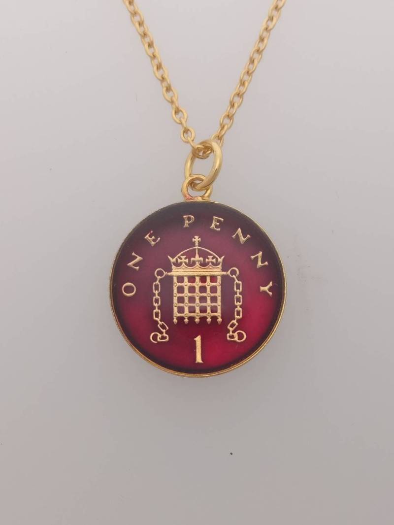 1995 One Penny - Emaillierte Münz-Halskette von CoinCreationsShop