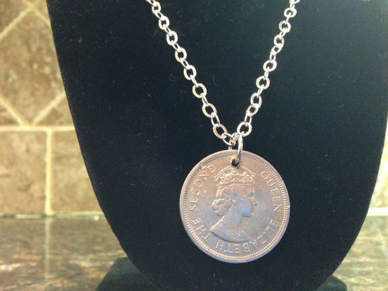 Hong Kong 1 Dollar Münze Halskette von CoinCutters