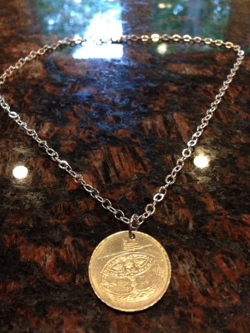 Malaysia 50 Sen Münze Halskette von CoinCutters