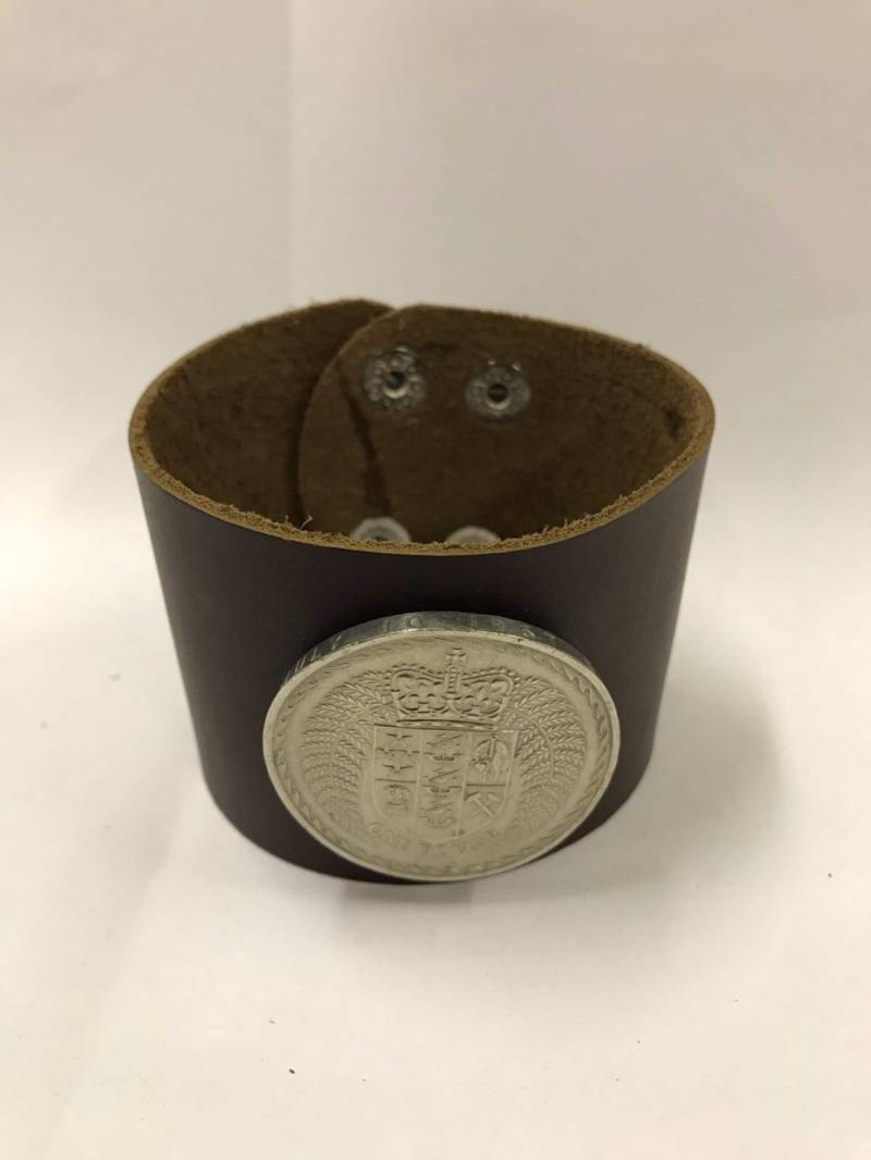 Neuseeland 1 Dollar Leder Manschette Münze Armband von CoinCutters