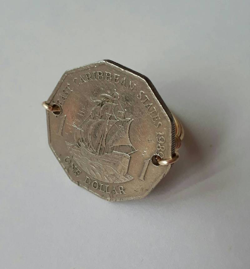 Ost-Karibik 1 Dollar Draht Gewickelt Ring von CoinCutters