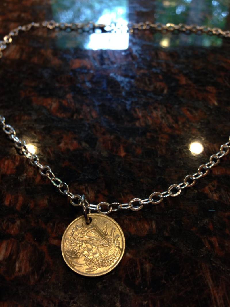Singapur 10 Cent Münze Halskette -Seepferdchen von CoinCutters
