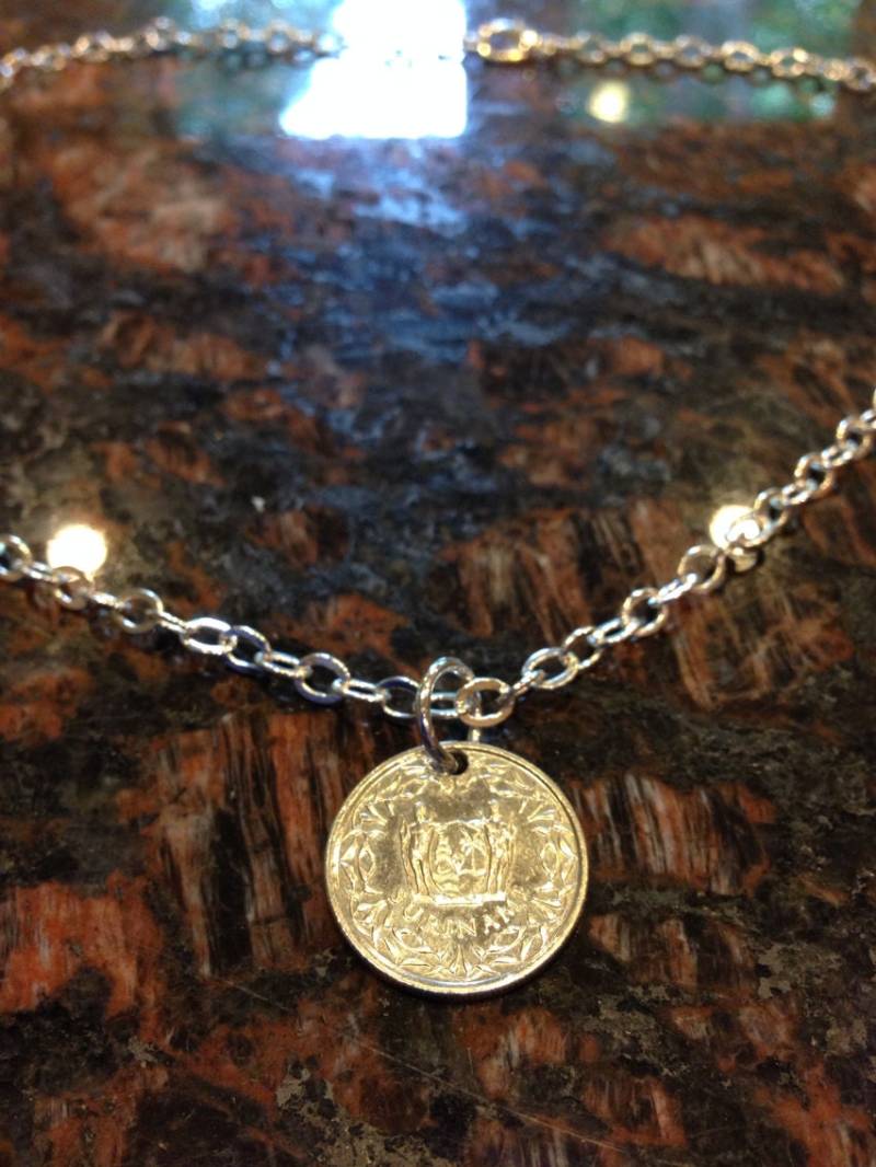 Suriname 25 Cent Münze Halskette von CoinCutters