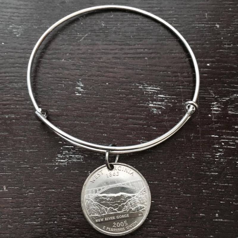 West Virginia State Quarter Erweiterbare Draht Armreif von CoinCutters