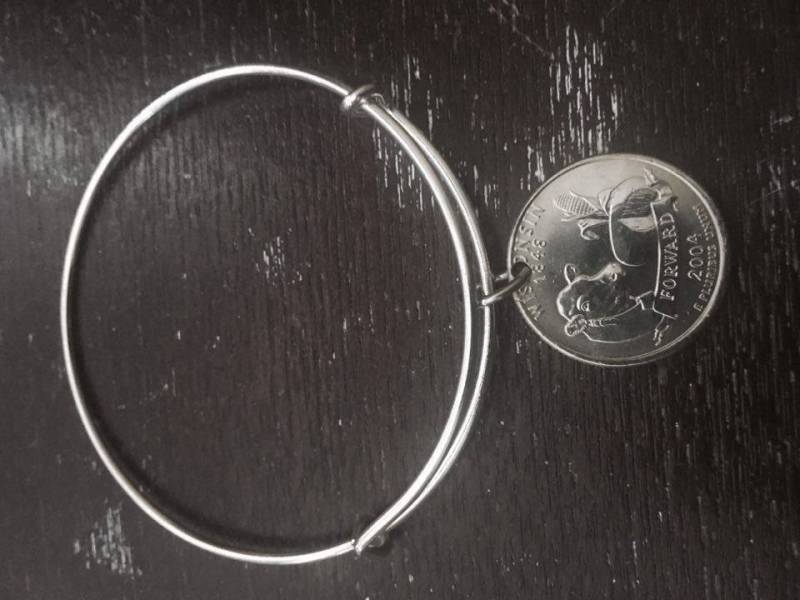 Wisconsin State Quarter Erweiterbare Draht Armreif von CoinCutters