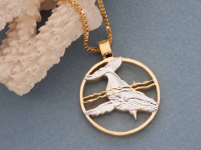 Buckelwal-Anhänger 14K Gold & Rhodiniert von Coinjewelry