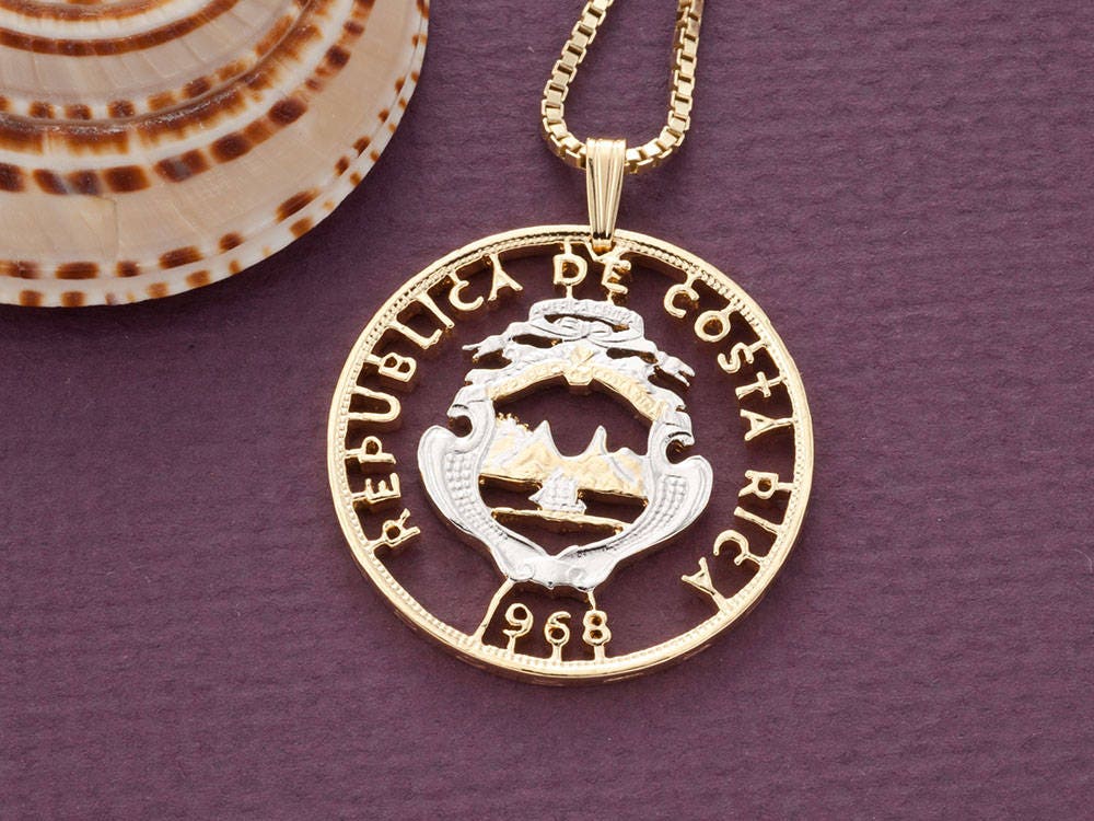Costa Rica Anhänger, Royal Crest Coin Hand Cut, 1 1/8" Durchmesser, | #x 854 Costa Rica Anhänger, Royal Crest Coin Hand Cut, 1 1/8" Durchmesser, | #x 854 von Coinjewelry
