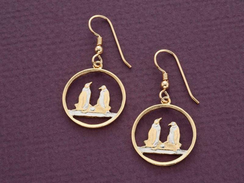 Falkland Island Pinguin Ohrringe 14K Gold Plated, Hand Cut von Coinjewelry