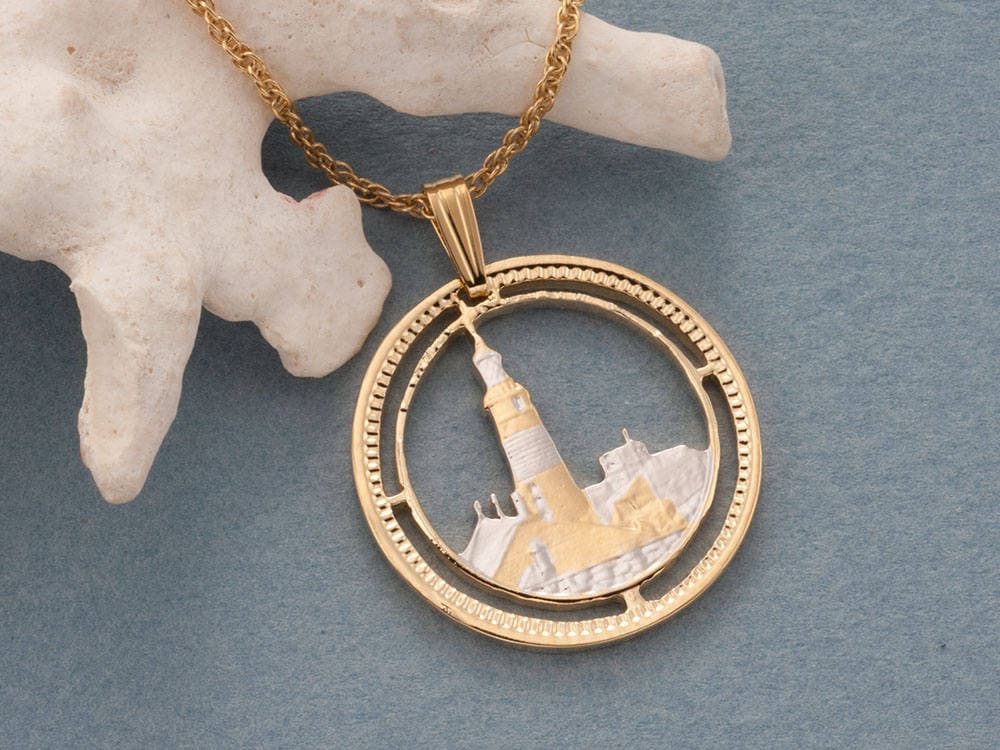 Gibraltar Leuchtturm Münze Anhänger 14K Gold & Rhodium Überzogene Halskette Gibraltar Leuchtturm Münze Anhänger 14K Gold & Rhodium Überzogene Halskette von Coinjewelry