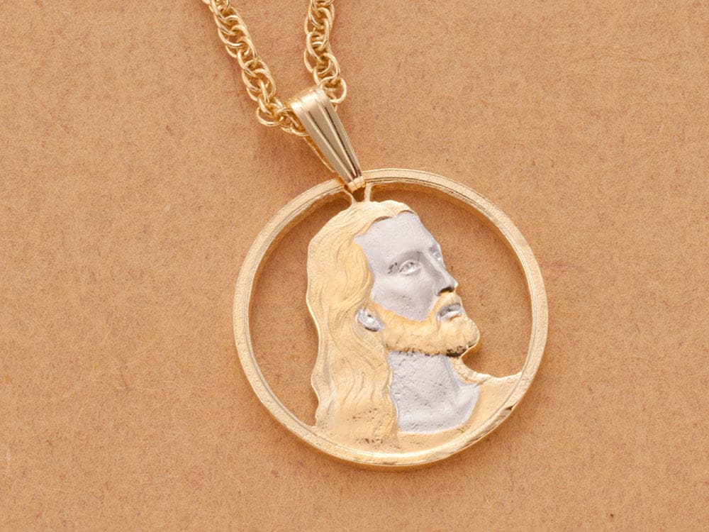 Hand Geschnittene Jesus Medaillon Halskette 14 Karat Gold & Rhodiniert Hand Geschnittene Jesus Medaillon Halskette 14 Karat Gold & Rhodiniert von Coinjewelry