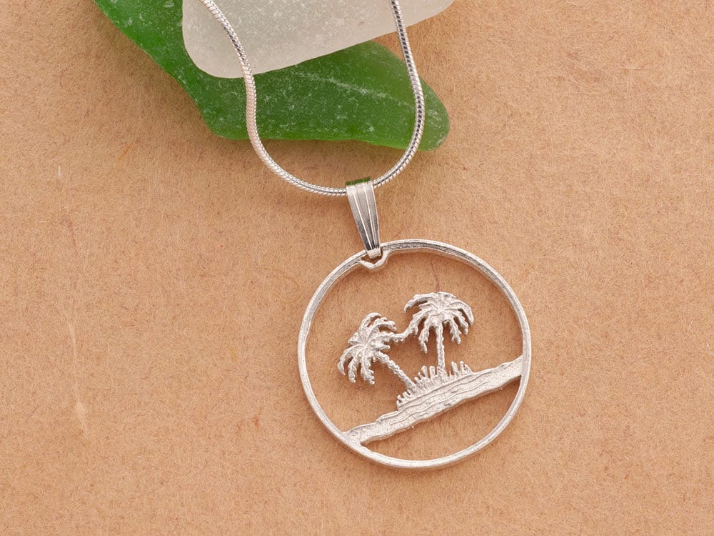 Hand Geschnittene Sterling Silber Palme Anhänger Oman Schmuck Hand Geschnittene Sterling Silber Palme Anhänger Oman Schmuck von Coinjewelry