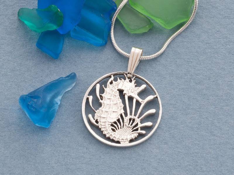 Silber Seepferdchen Anhänger Und Halskette, Handgeschnittene Singapur Münze Anhänger, Sea Life Schmuck, 5/8" Durchmesser, | #k 295S von Coinjewelry