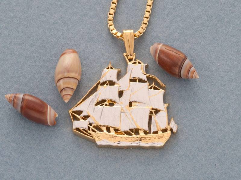 Uss Statement Anhänger Mit Handgeschnittenem 14K Gold Und Rhodiniertem Medaillon von Coinjewelry