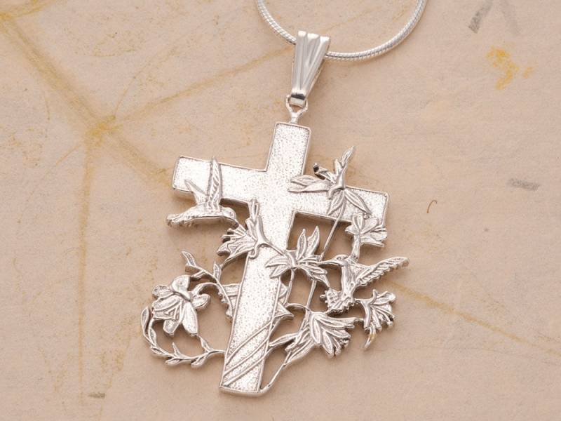 sterling Silber Kreuz Anhänger Hand Geschnitten Kolibri Blumenmuster von Coinjewelry