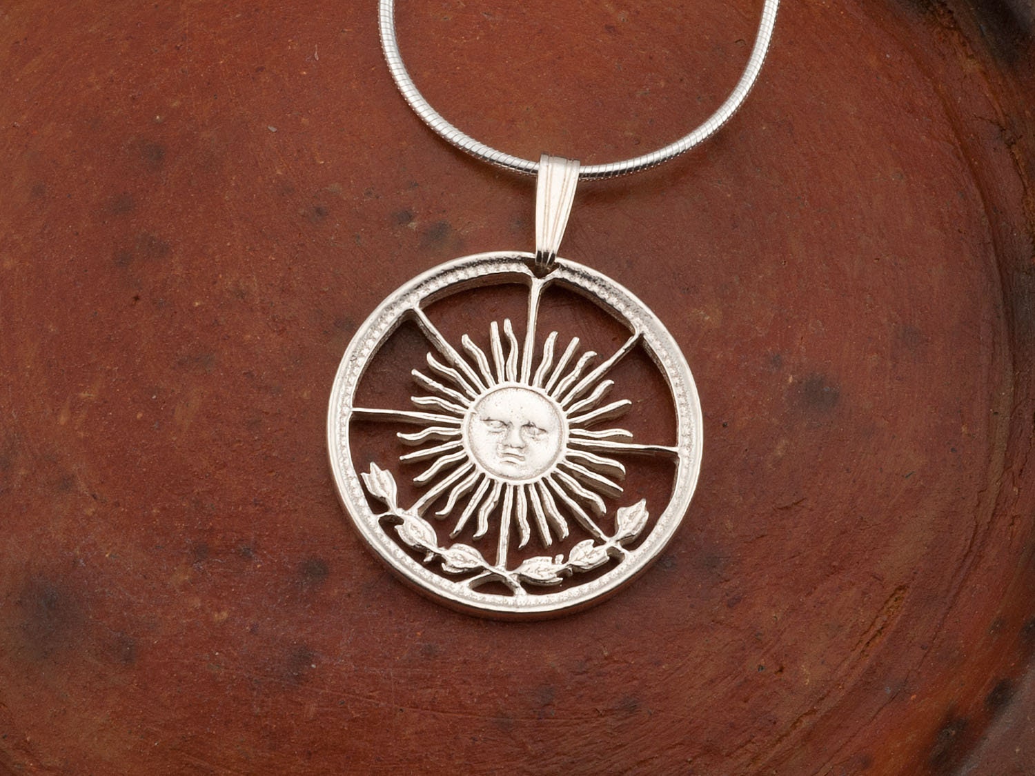 sterling Silber Sonnen Gesicht Anhänger Argentinien Münzschmuck sterling Silber Sonnen Gesicht Anhänger Argentinien Münzschmuck von Coinjewelry