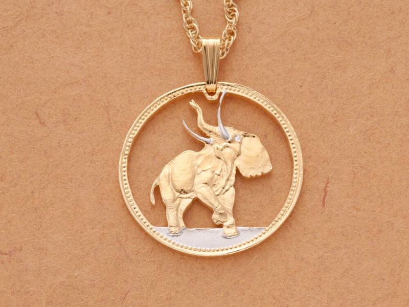 stier Elefanten Anhänger & Halskette, Liberia One Hundred Münze Hand Geschnitten, | # R 376 von Coinjewelry