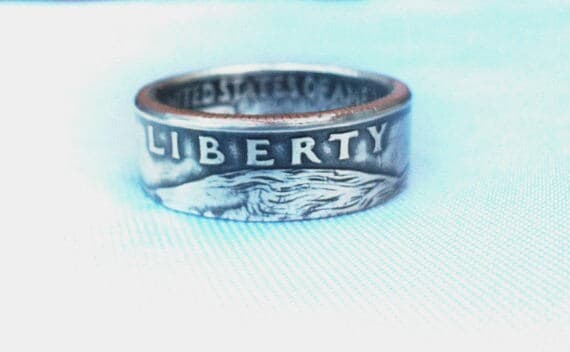 Münzring Jahre 1965-1998 Doppelseitiger Liberty Quarter - Geburtstagsgeschenk Münzring Jahre 1965-1998 Doppelseitiger Liberty Quarter - Geburtstagsgeschenk von CoinringUkraine