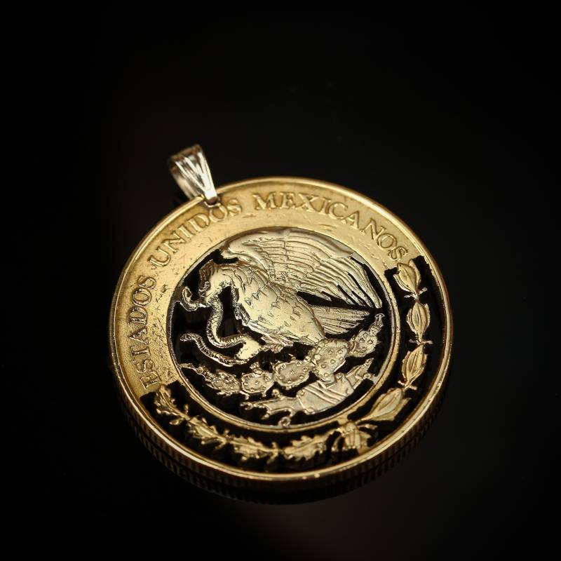 Adler Mit Schlange Im Schnabel Anhänger & Halskette Mexiko 10 Pessos Azteken Kalender Piedra Del Sol von CoinsJeweller