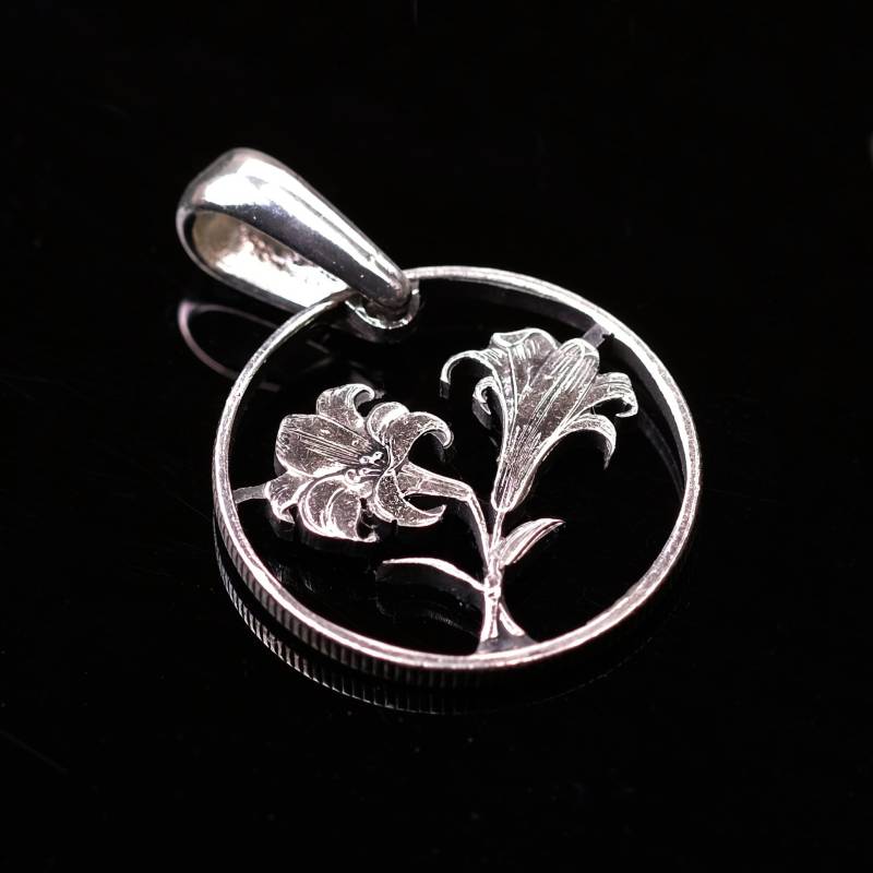 Bermuda 10 Cent Cut Coin Anhänger Mit Halskette Lily Blume Schmuck Blüte Rose von CoinsJeweller