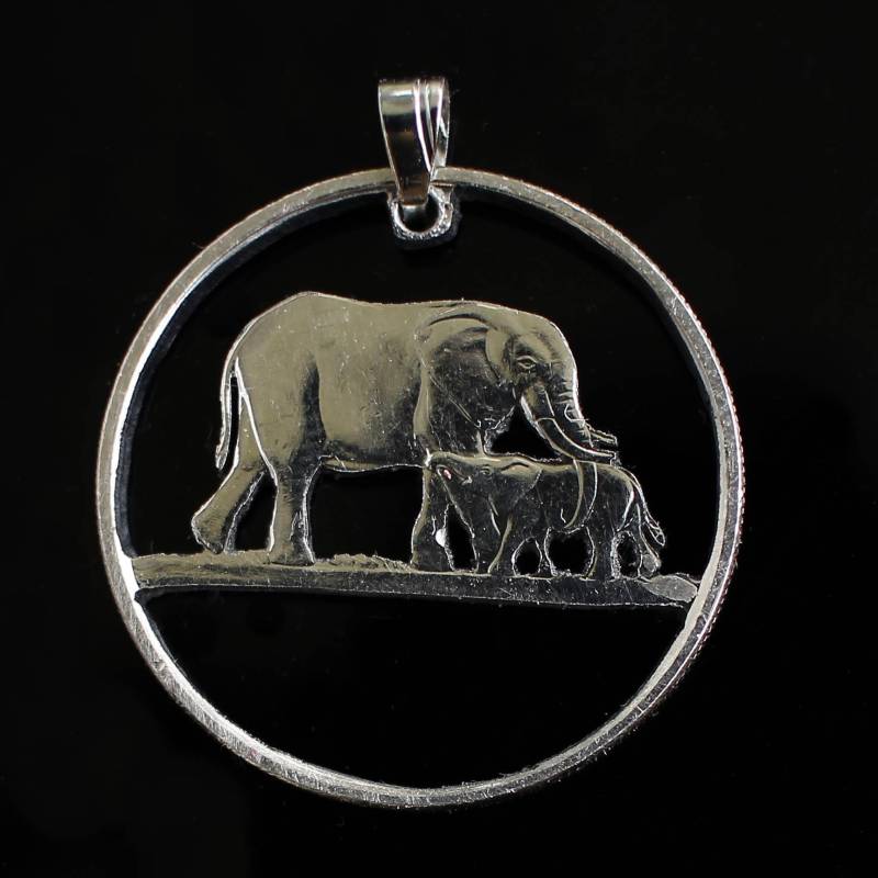 Elefantenfamilie Geschnittene Münze Anhänger Halskette Äthiopien von CoinsJeweller