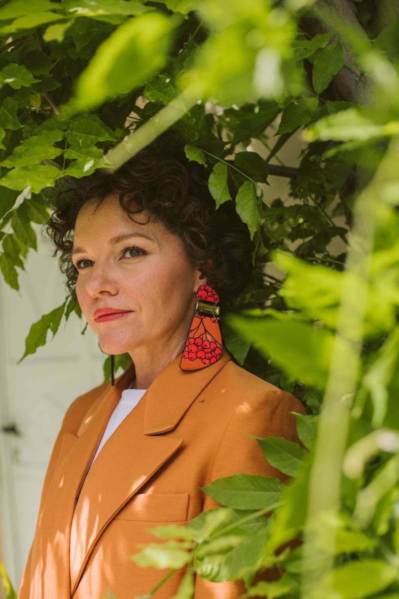 Le Sorbe - Fuchsia Und Terrakotta Gedruckte Holz Champagner Kristall Cabochon Große Ohrringe von ColarabyME