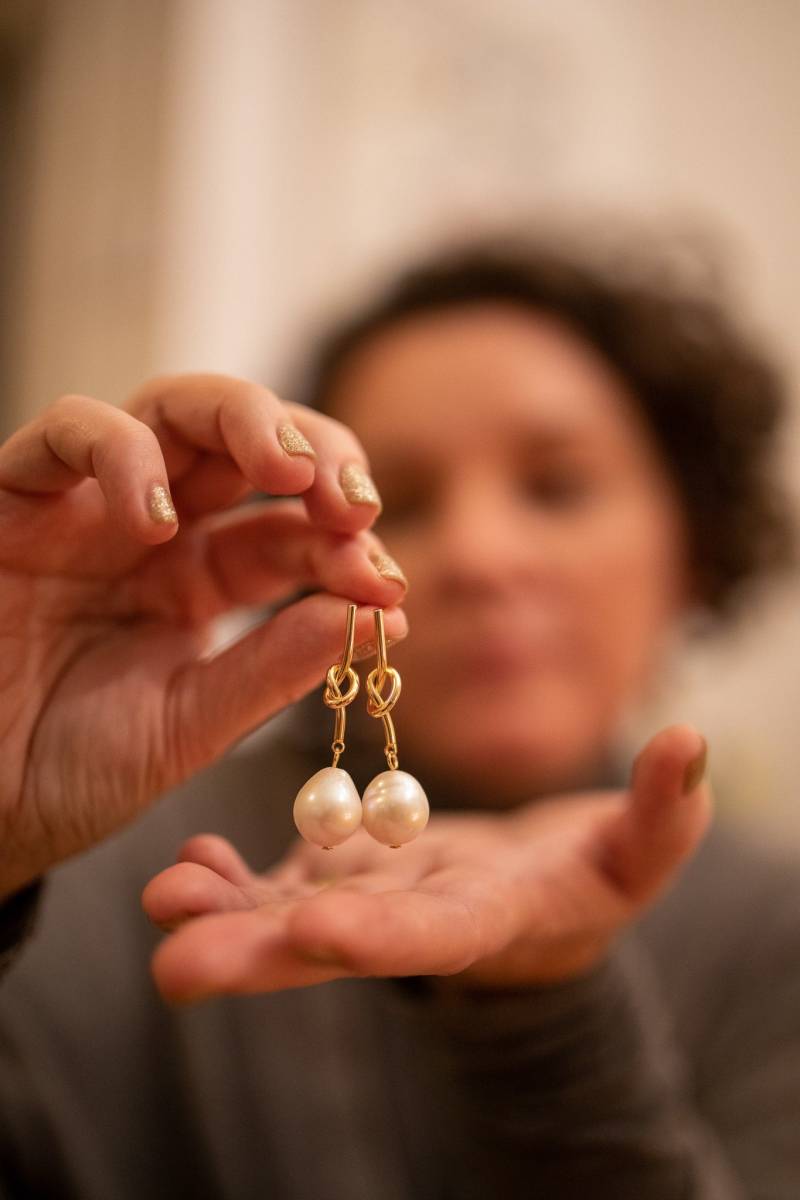 Perlyna #14 Barock Perlenohrringe Mit Goldenem Knoten | Kurz von ColarabyME
