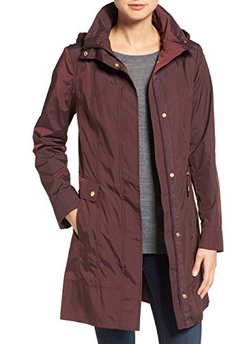 Cole Haan Damen Packbare Regenjacke mit Kapuze und Schleife Regenmantel, aubergine, 36 von Cole Haan