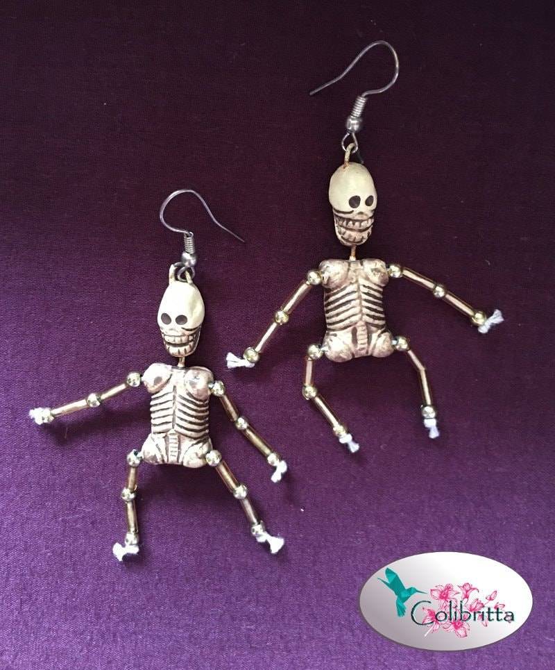 Skelett, Schädel Ohrringe Für Ihre Halloween-Outfit Oder Tag Der Tod Kostüm Skelett, Schädel Ohrringe Für Ihre Halloween-Outfit Oder Tag Der Tod Kostüm von Colibritta