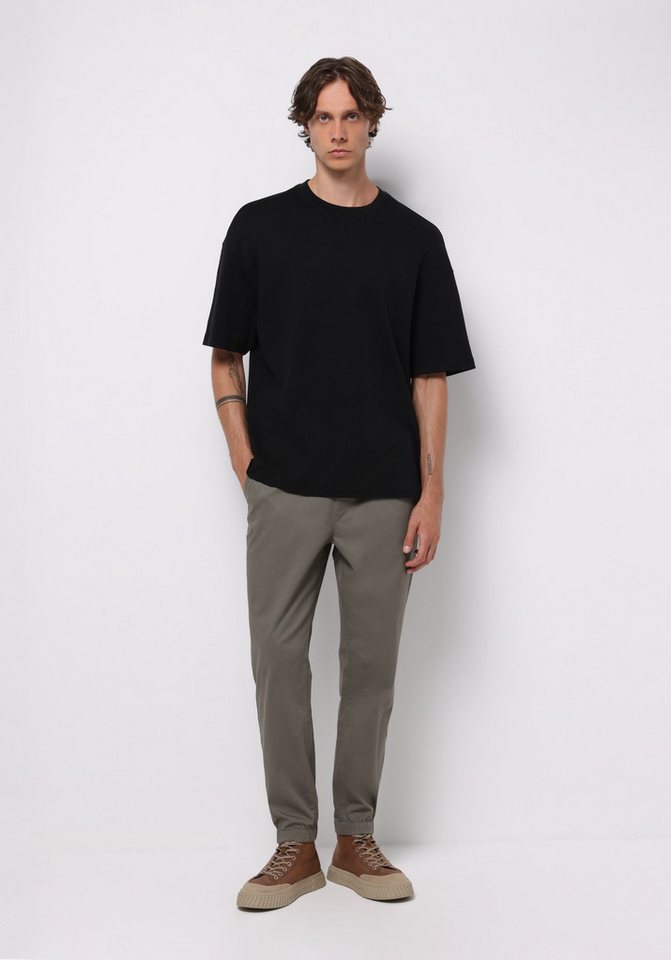 Colins T-Shirt Colins Cargo Fit Herrenhose mit mittlerer Taille und elastischem Bein von Colins