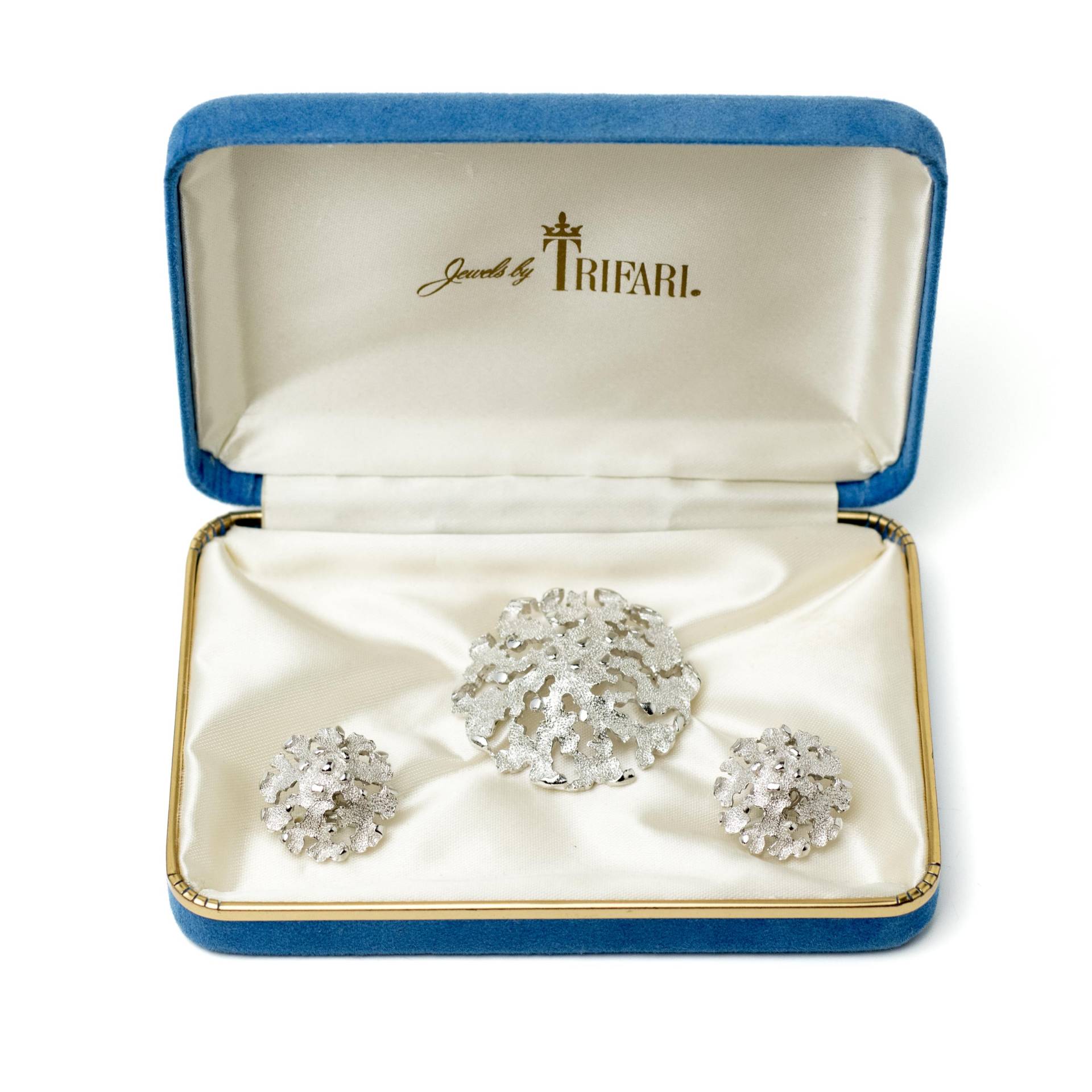 Silber Ton Abstrakte Korallenriff Brosche Und Ohrringe Set - Mid Century Schmuck von CollectiblissVintage