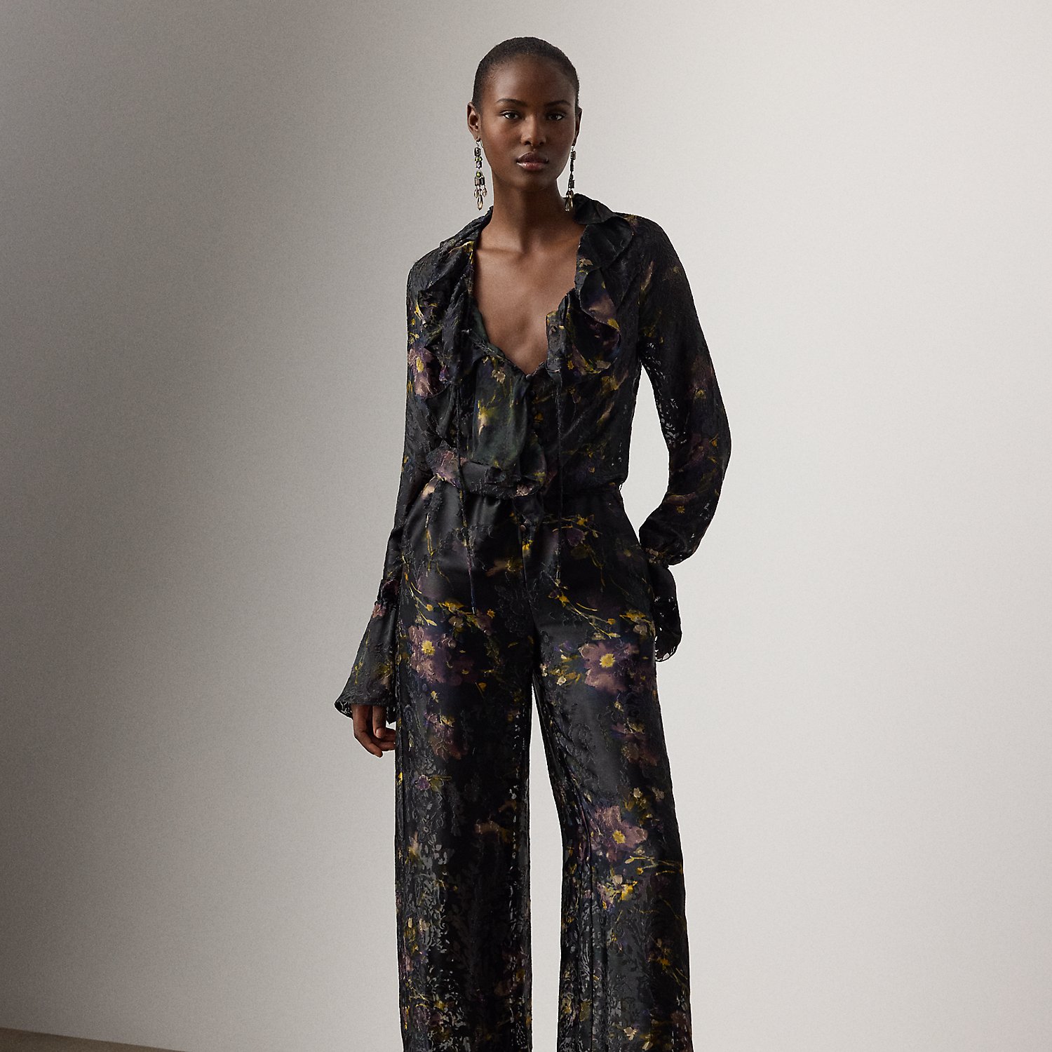 Geblümter Devoré-Satin-Jumpsuit Carol von Collection