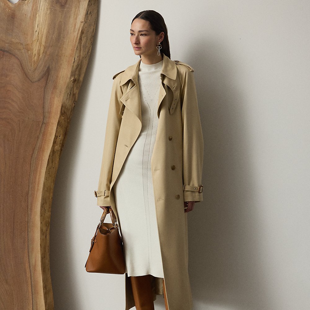 Geripptes Pulloverkleid mit Flügelärmeln Geripptes Pulloverkleid mit Flügelärmeln von Collection