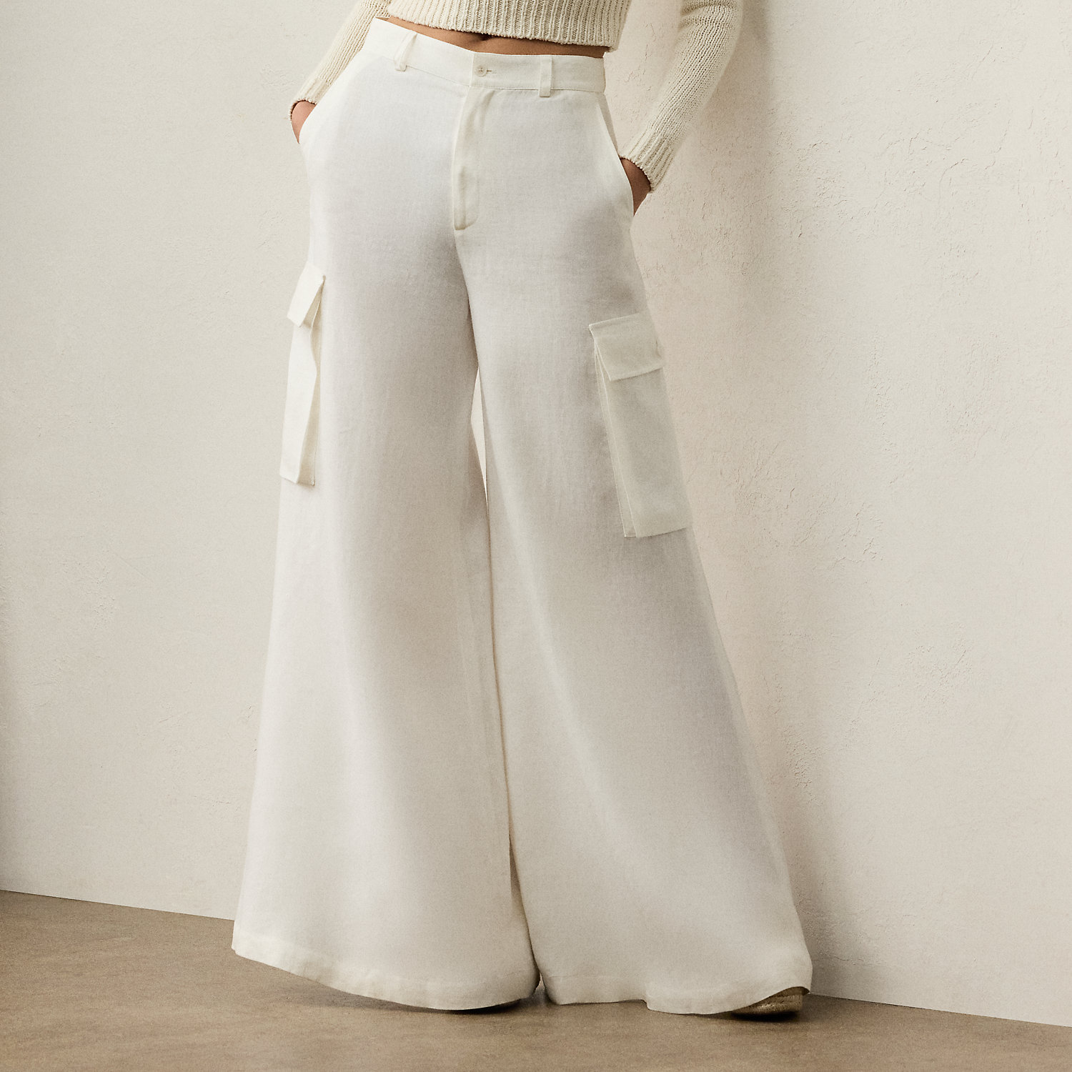 Leinen-Cargohose Carry mit weitem Bein von Collection